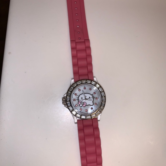 Pink hello kitty watch - Picture 4 of 4